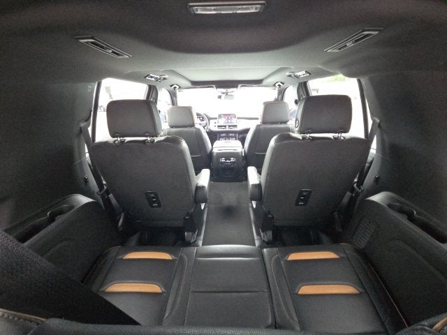 2023 GMC Yukon XL AT4