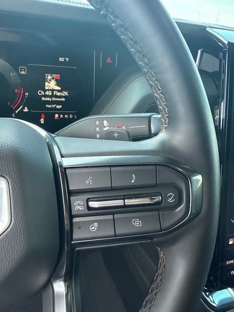 2025 GMC Yukon XL AT4