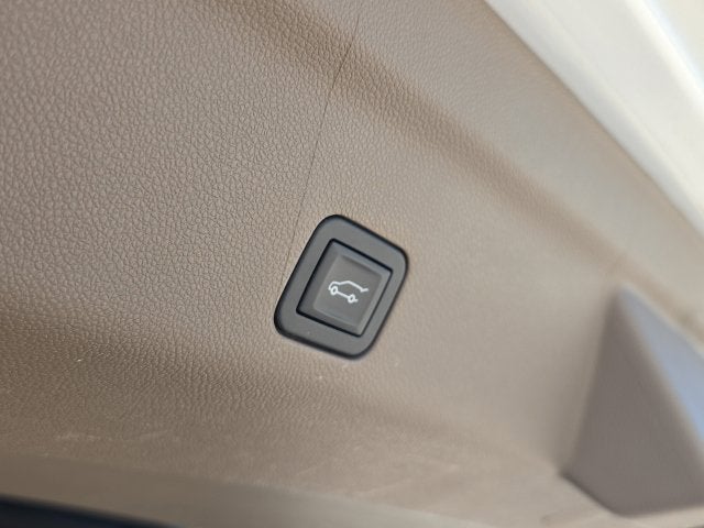 2024 GMC Yukon XL Denali - Photo 13