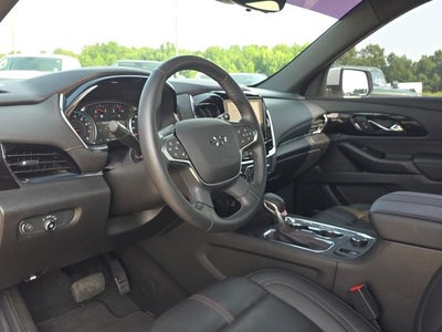 2023 Chevrolet Traverse Base