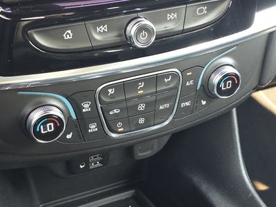 2023 Chevrolet Traverse Base