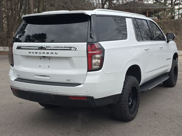 2022 Chevrolet Suburban LT