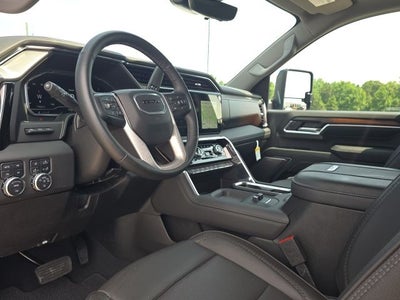 2024 GMC Sierra 2500HD Denali