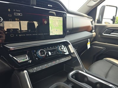 2024 GMC Sierra 2500HD Denali