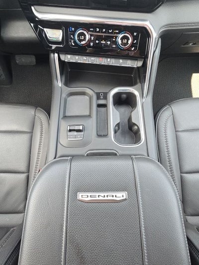 2024 GMC Sierra 2500HD Denali