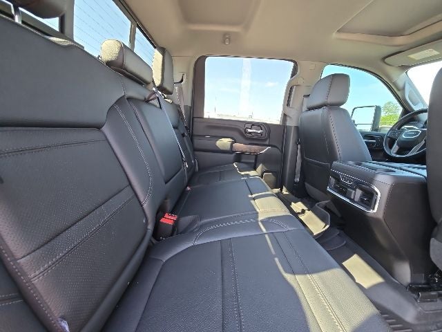 2022 GMC Sierra 3500HD Denali