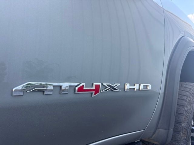 2024 GMC Sierra 2500HD AT4X - Photo 10