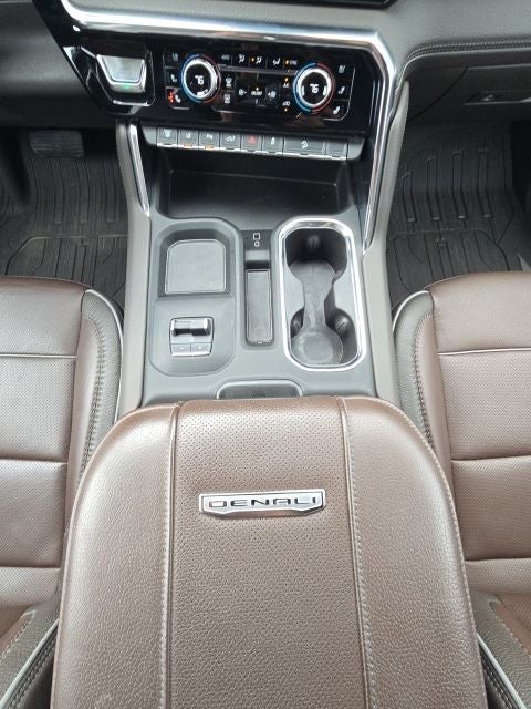 2025 GMC Sierra 2500HD Denali