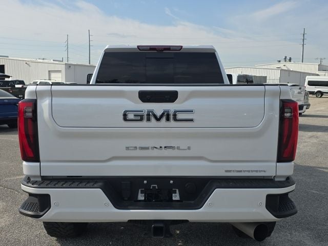 2025 GMC Sierra 2500HD Denali Ultimate