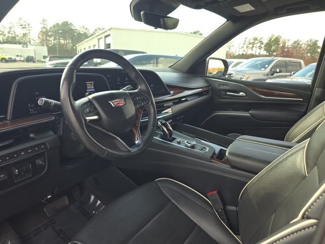 2024 Cadillac Escalade ESV Premium