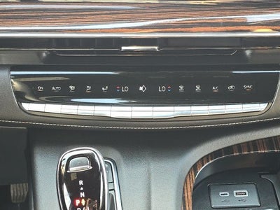 2024 Cadillac Escalade ESV Premium