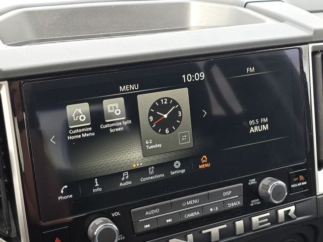 2025 Nissan Frontier SV