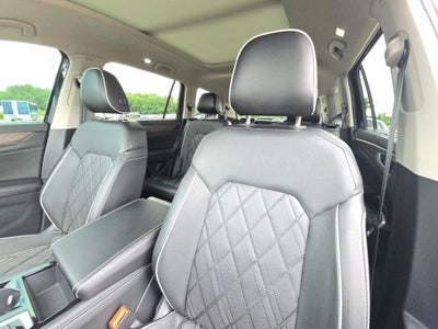 2024 Volkswagen Atlas 2.0T SEL Premium R-Line