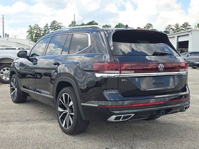 2024 Volkswagen Atlas 2.0T SEL Premium R-Line