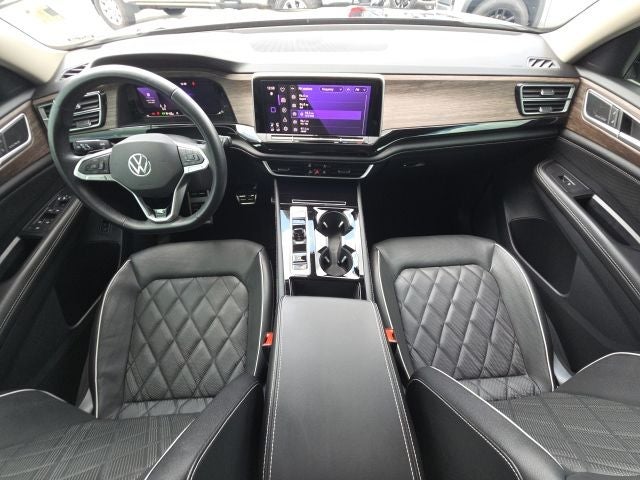 2024 Volkswagen Atlas 2.0T SEL Premium R-Line