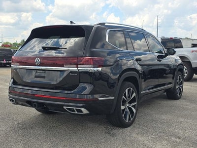 2024 Volkswagen Atlas 2.0T SEL Premium R-Line