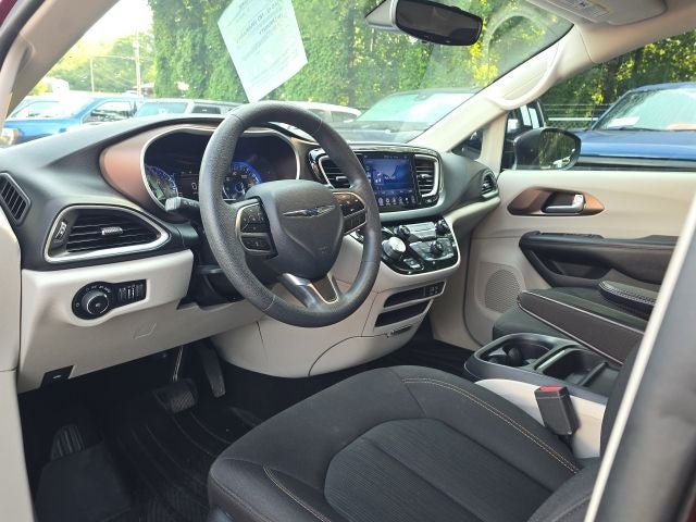 2017 Chrysler Pacifica Touring L