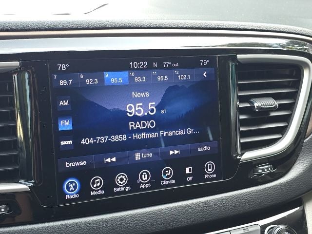 2017 Chrysler Pacifica Touring L