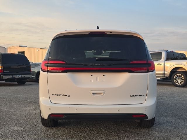 2025 Chrysler Pacifica Limited