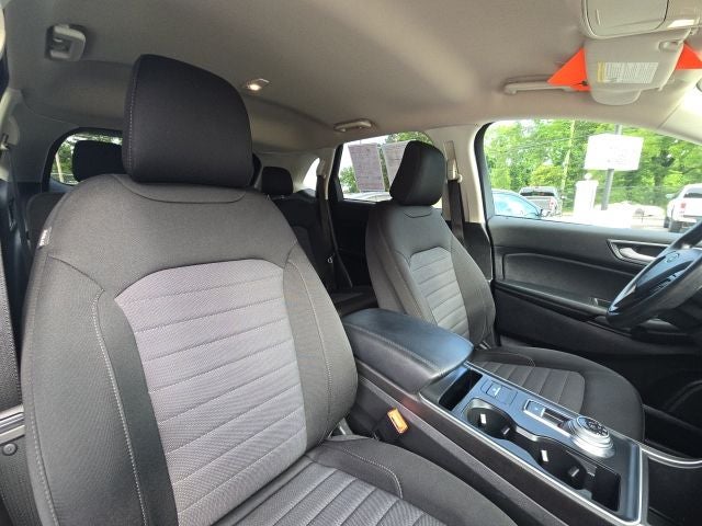 2021 Ford Edge SE