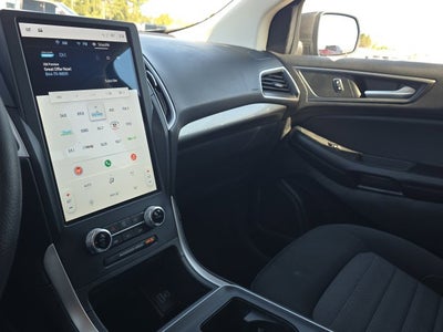 2023 Ford Edge SE