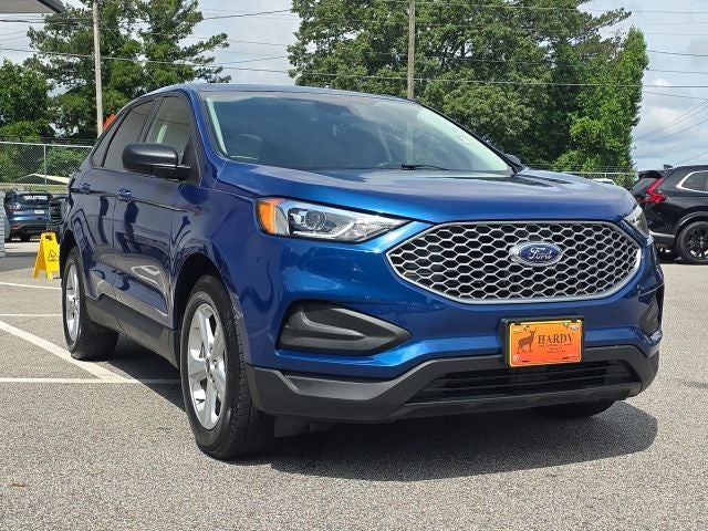 2023 Ford Edge SE