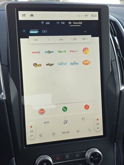 2022 Ford Edge Titanium