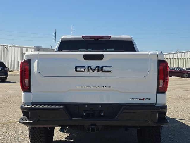 2025 GMC Sierra 1500 AT4X