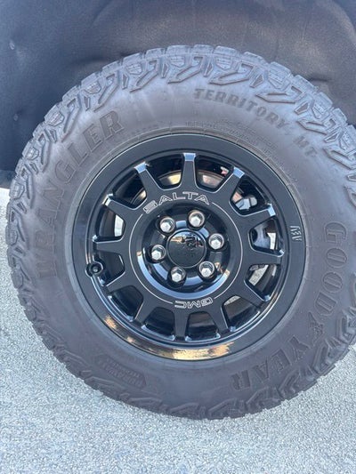2024 GMC Sierra 1500 AT4X