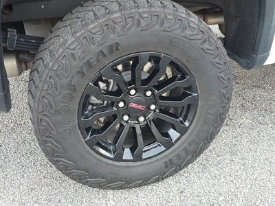 2023 GMC Sierra 1500 AT4X