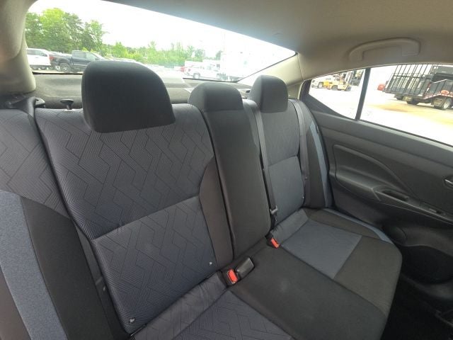 2024 Nissan Versa 1.6 SV