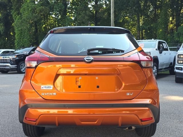 2022 Nissan Kicks SV