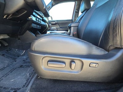 2023 Toyota Tacoma Limited V6