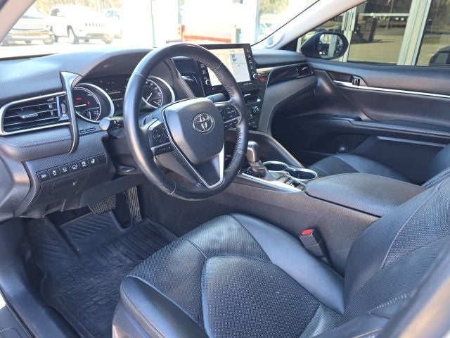 2022 Toyota Camry Hybrid XLE