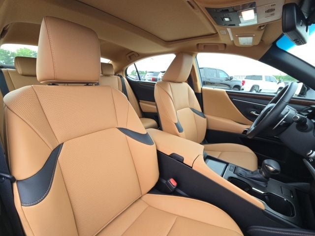 2025 Lexus ES 350