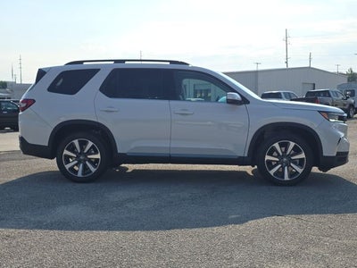 2025 Honda Pilot Touring
