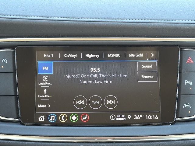 2023 Buick Enclave Essence