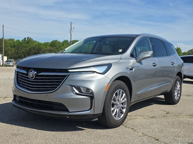 2023 Buick Enclave Essence AWD's photo