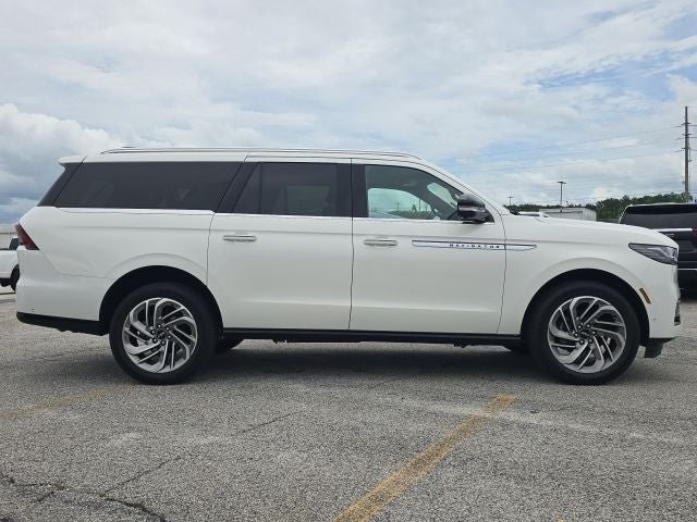 2025 Lincoln Navigator L Reserve