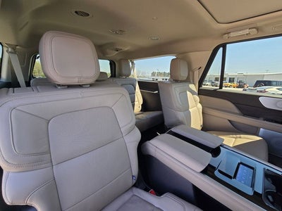 2024 Lincoln Navigator L Reserve
