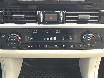 2023 Nissan Pathfinder SV