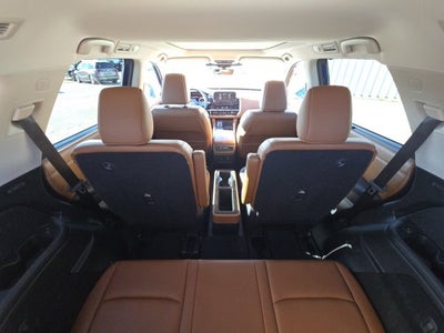 2025 Nissan Pathfinder Platinum