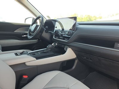 2025 Toyota Grand Highlander XLE