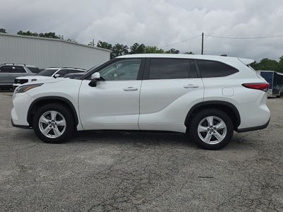 2023 Toyota Highlander LE