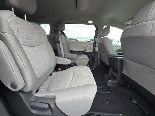 2024 Toyota Sienna LE 8 Passenger