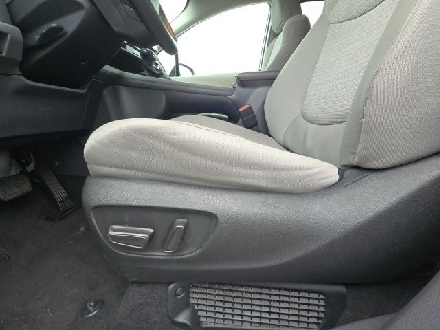 2024 Toyota Sienna LE 8 Passenger