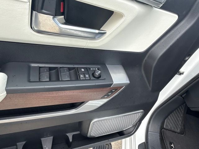 2023 Toyota Tundra Hybrid Capstone
