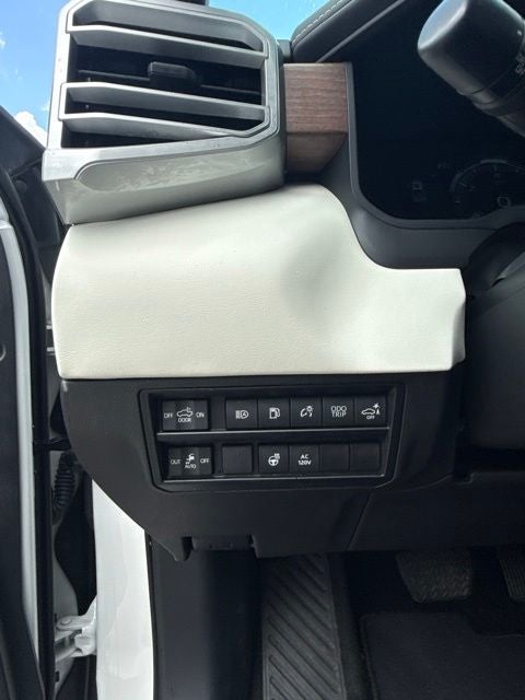 2023 Toyota Tundra Hybrid Capstone
