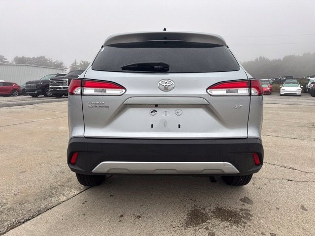 2025 Toyota Corolla Cross LE