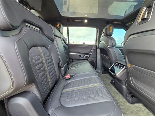 2023 Rivian R1S Adventure